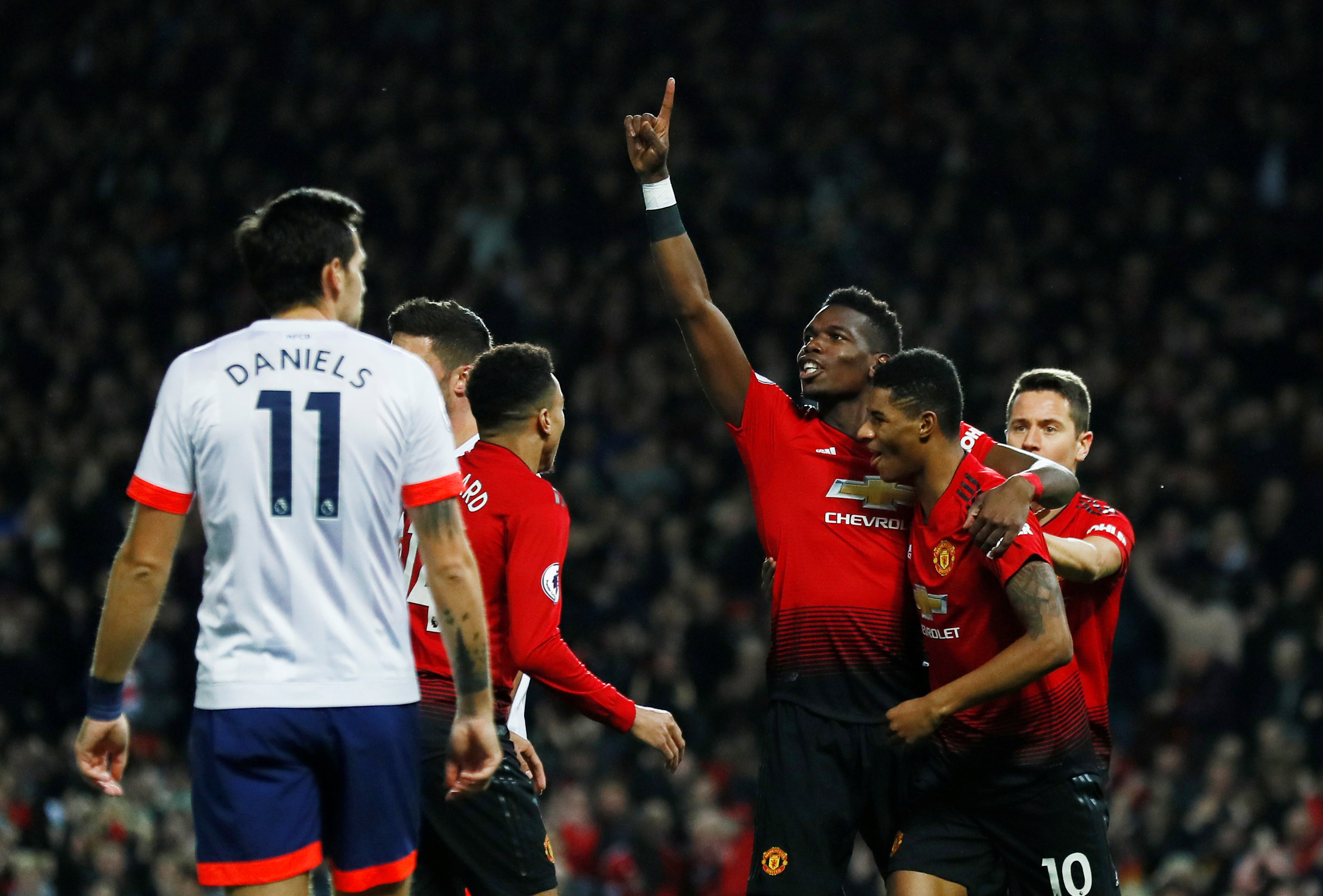 熊猫 3 艘战舰为何可以围剿土澳 48 条船？.